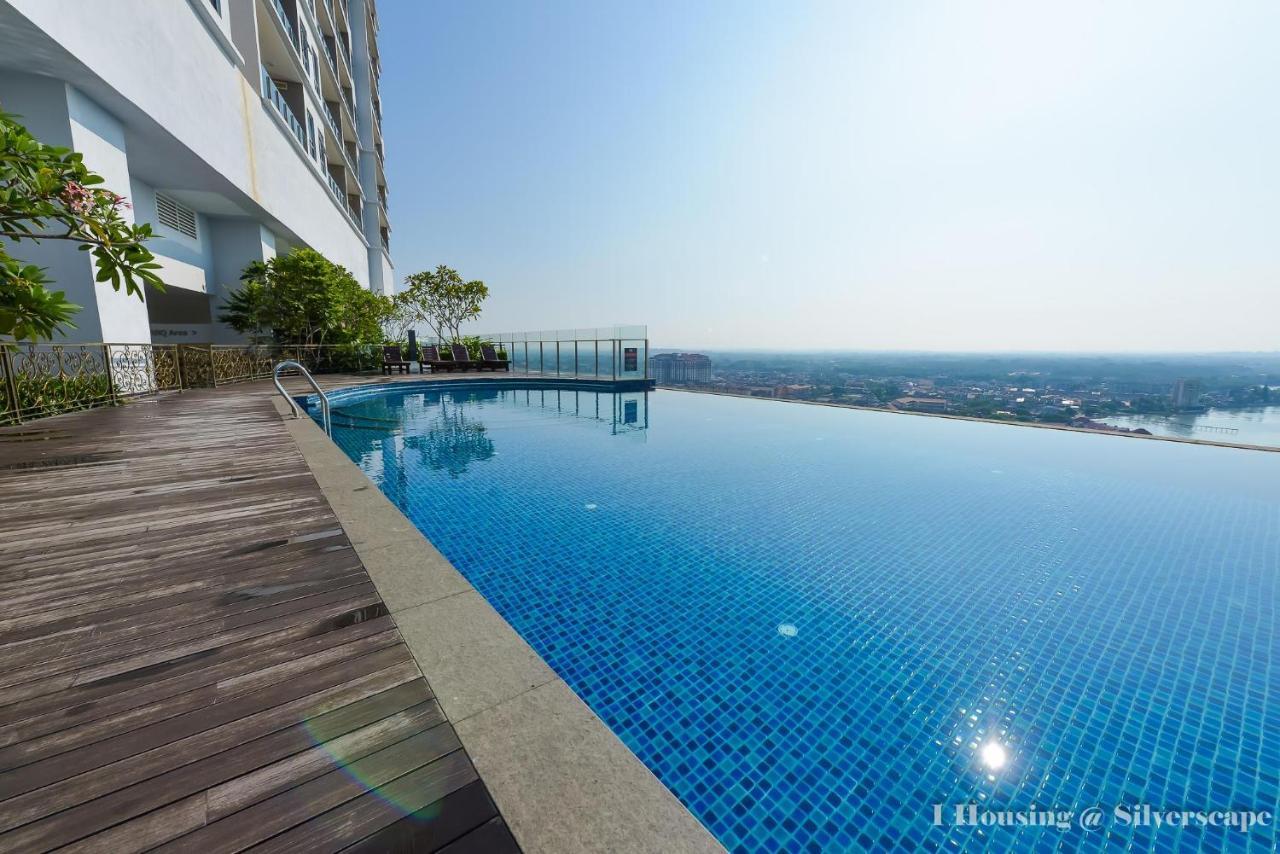 Ken Home Silverscape Block A 5Pax No Wifi Malacca Buitenkant foto